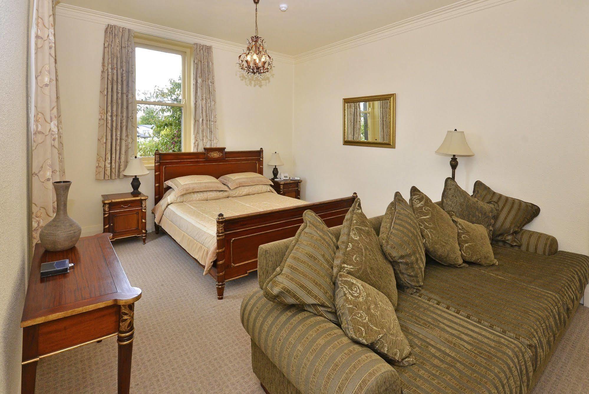 Manor Views Nz Hotel Huntly Kültér fotó